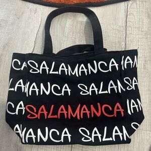 🔸$5 each or 3/$12🔸

Salamanca purse